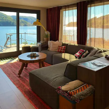 Retro House With Jetty In Aptafjorden Semesterbostad