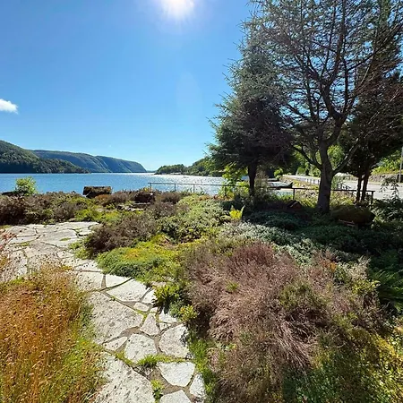 Retro House With Jetty In Aptafjorden * Farsund